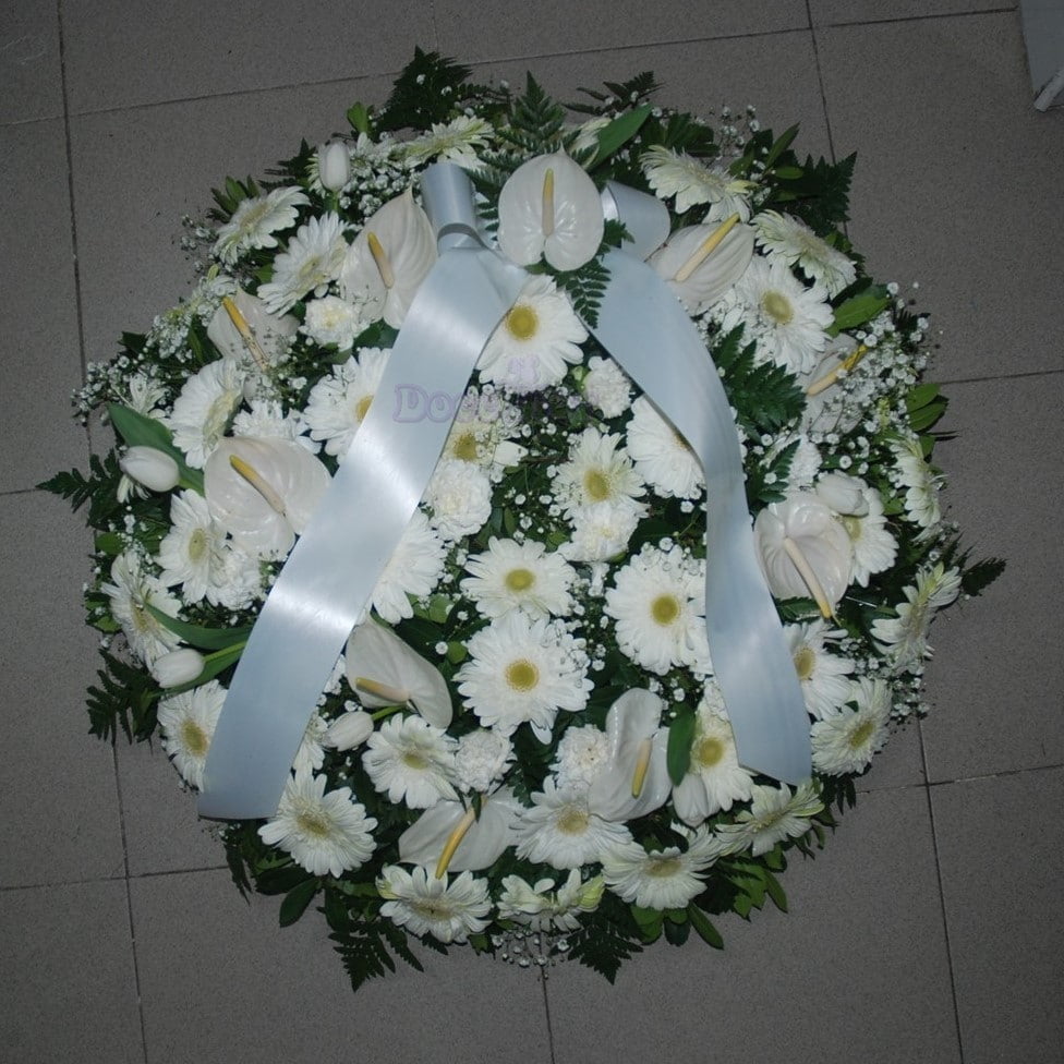 Coroa de Funeral M em tons brancos